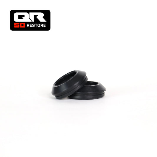 E7 - Caches poussières (paire) HONDA QR 50
