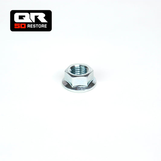 S18 - Ecrou HONDA QR 50 94050-10000